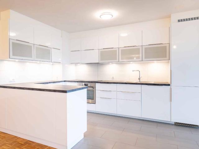 3,5 Zimmer Wohnung befindet sich in einer ruhigen Gegend in Denges