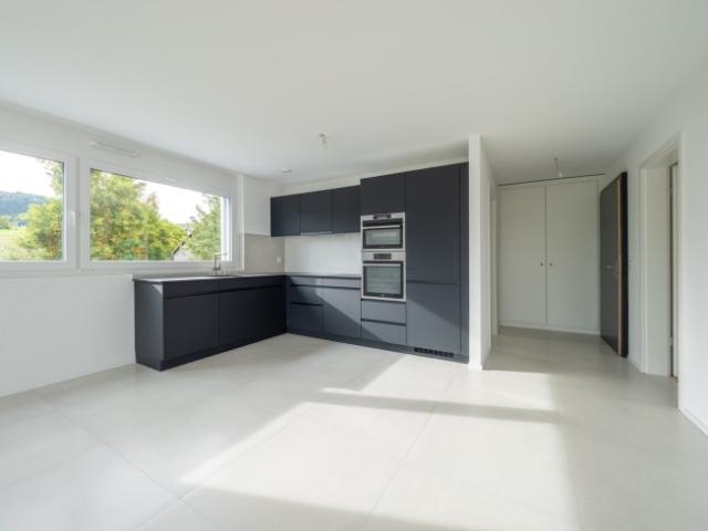 3,5 Zimmer Wohnung im 3. Stock in Rueyres St Laurent!