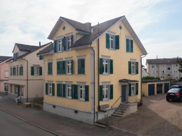 3.5 Zimmer Wohnung im 1. Obergeschoss mit Balkon an zentraler Lage in Romanshorn