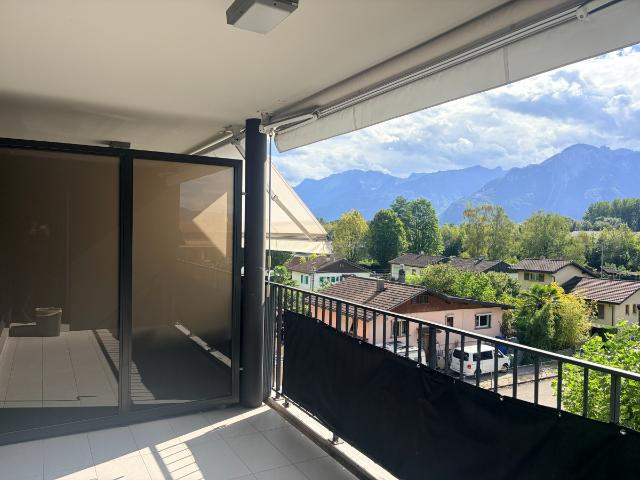 3,5 Zimmer Wohnung im 2. Stock, ideal in Villeneuve gelegen