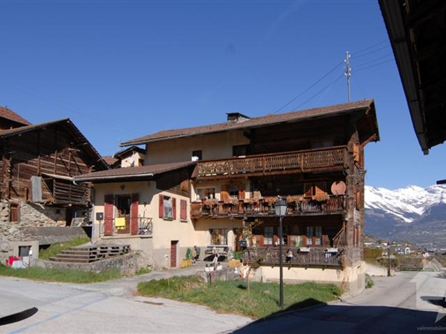 3.5 Zimmer Wohnung in Vex, im Quartier des Prasses