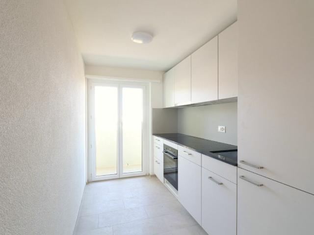 3.5 Zimmer Wohnung mit Balkon