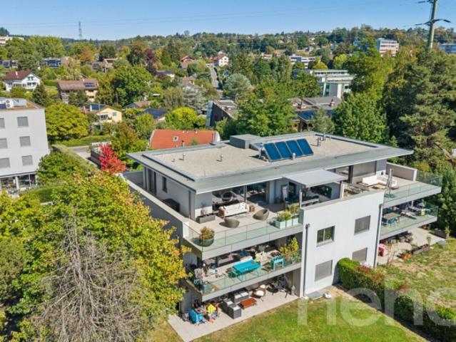 3,5 Zimmer Wohnung mit Blick auf den See 80 m² Südansicht, 3. Stock