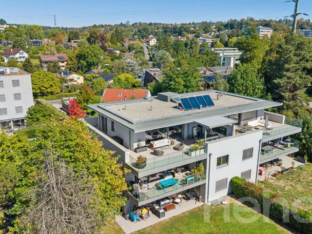 3,5 Zimmer Wohnung mit Blick auf den See? 80 m²? Südansicht, 3. Stock