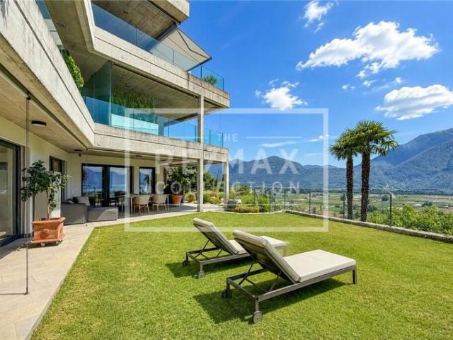3.5 Zimmer Wohnung mit Garten und Seeblick