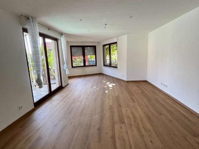3,5 Zimmer Wohnung mit zwei Balkonen in Rheinau Linx