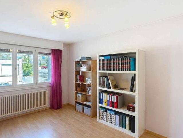 3.5 Zimmer Wohnung, nur wenige Schritte vom Bahnhof entfernt