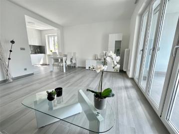 VERFÜGBAR AB SEPTEMBER – 3.5 ZIMMER ZU MIETE IN LOCARNO