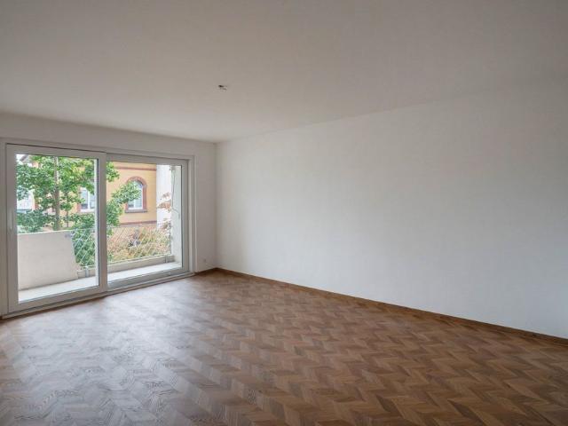 3.5 Zimmer, zwei Balkone und viel Platz – nahe am Rhein