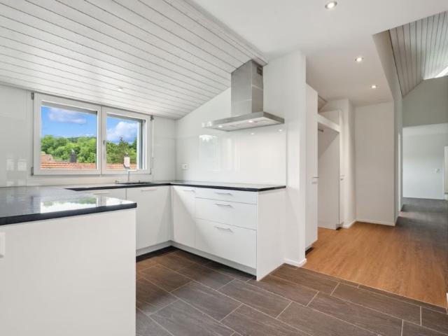 3.5 Zimmer, 143 m², 3. Stock