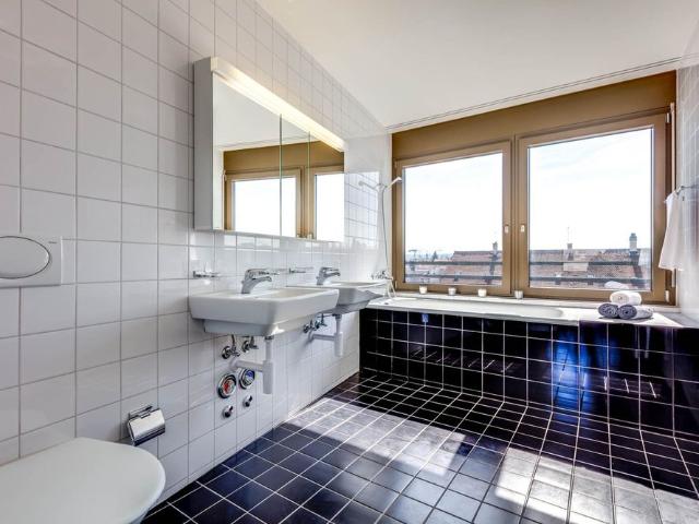 3.5 Zimmer, 143 m², 4. Stock