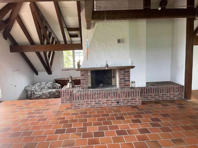 3.5 Zimmer, 142 m², 1. Stock
