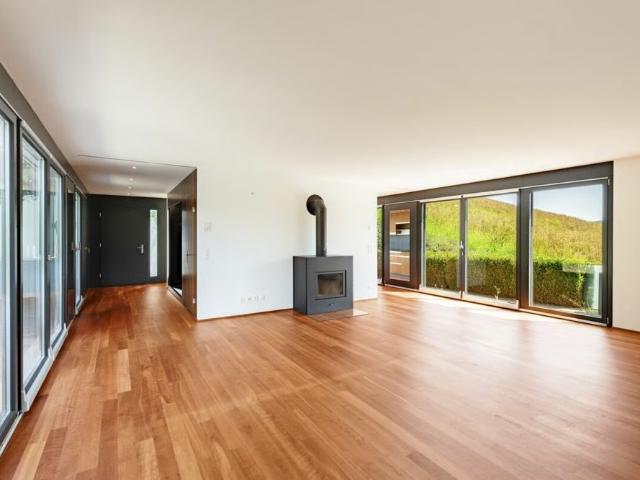 3.5 Zimmer, 148 m², 1. Stock