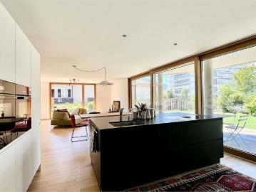 3.5 Zimmer, 150 m², EG