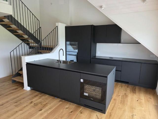 3.5 Zimmer, 152 m², 2. Stock