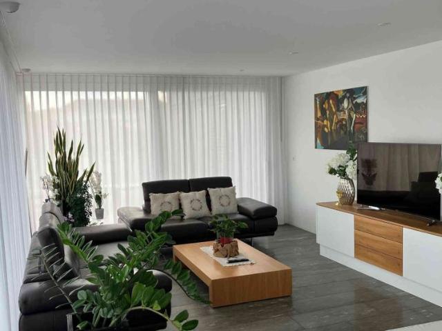 3.5 Zimmer, 155 m², 4. Stock