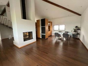 3.5 Zimmer, 176 m², 1. Stock