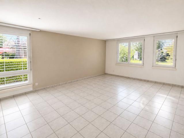 3.5 Zimmer, 100 m², EG
