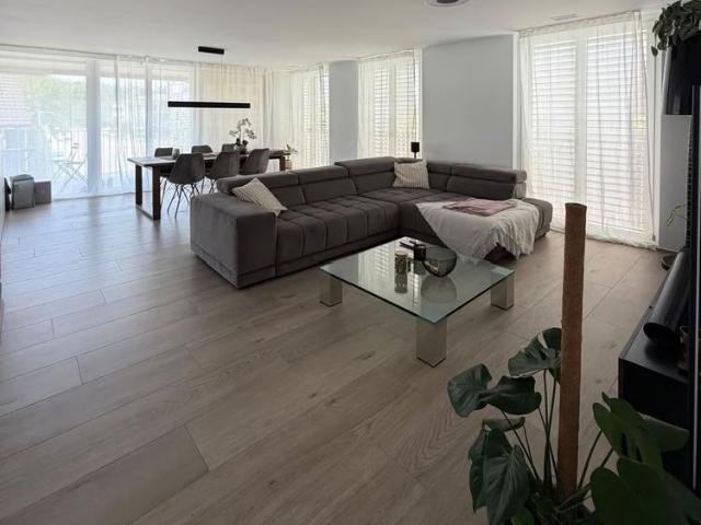 3.5 Zimmer, 104 m², 2. Stock