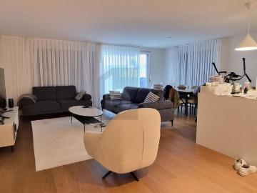3.5 Zimmer, 105 m², EG