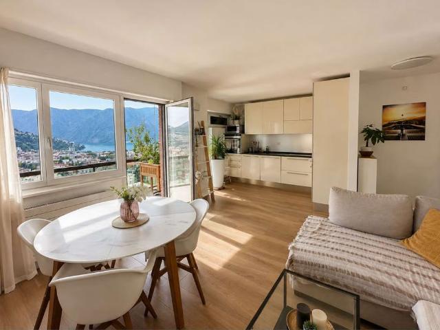 3.5 Zimmer, 105 m²