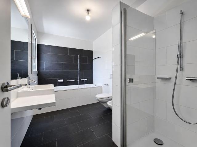 3.5 Zimmer, 105 m², 2. Stock