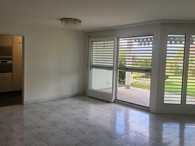 3.5 Zimmer, 110 m², EG