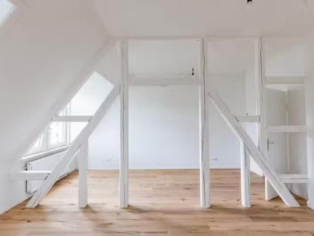 3,5 Zimmer 110 m² 1.870 € Kaltmiete Wohnungen in Wiesbaden