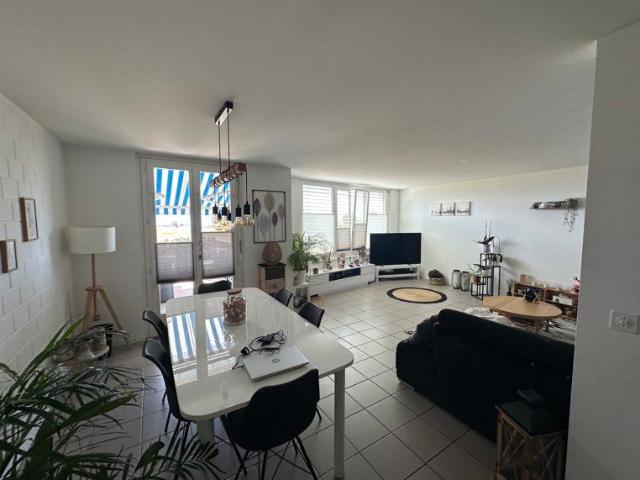 3.5 Zimmer, 111 m², 1. Stock