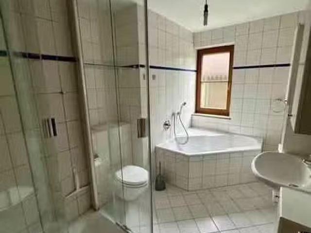 3,5 Zimmer 117 m² 900 € Kaltmiete Wohnungen in Heidenheim.