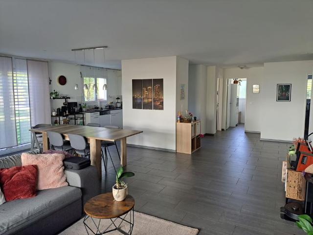 3.5 Zimmer, 114 m², EG