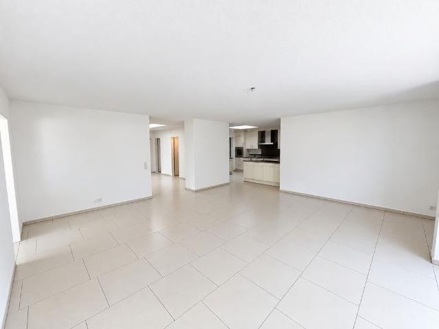 3.5 Zimmer, 115 m², 2. Stock