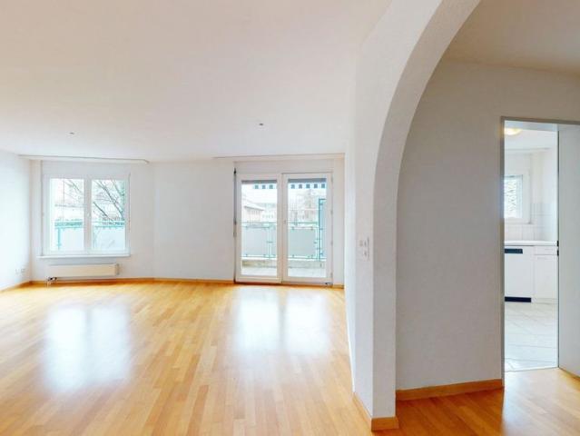 3.5 Zimmer, 120 m², EG