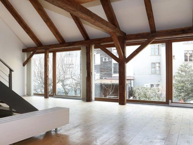 3.5 Zimmer, 120 m², 1. Stock