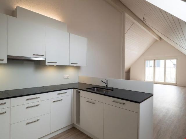 3.5 Zimmer, 120 m², 2. Stock