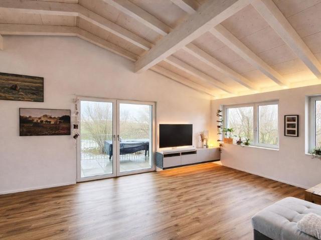 3.5 Zimmer, 125 m², 1. Stock
