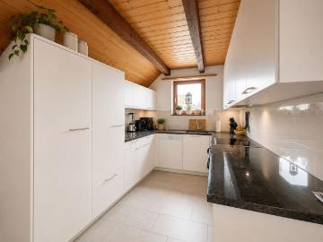3.5 Zimmer, 130 m², 2. Stock