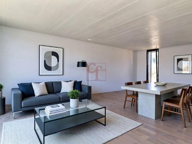 3.5 Zimmer, 136 m², EG