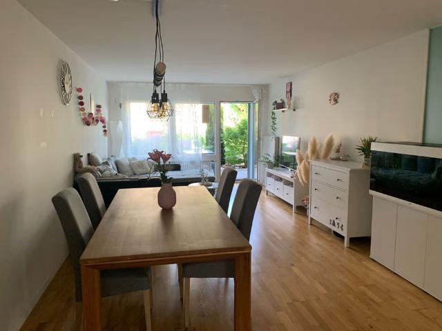 3.5 Zimmer, 1 m², EG