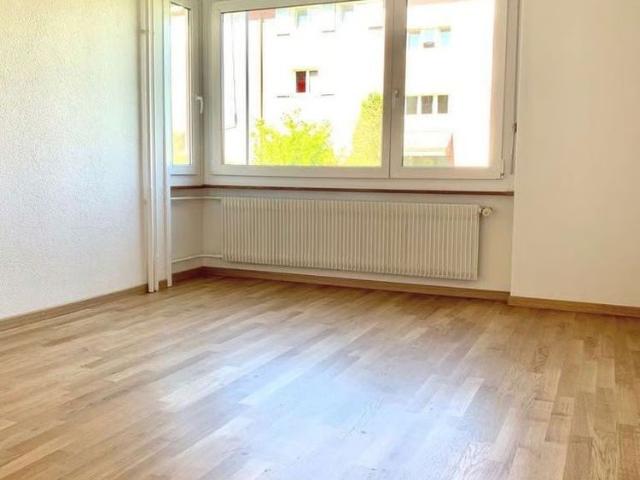 3.5 Zimmer, 64 m², EG