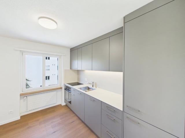 3.5 Zimmer, 65 m², 1. Stock