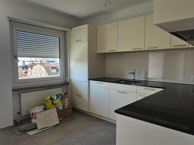 3.5 Zimmer, 65 m², 2. Stock