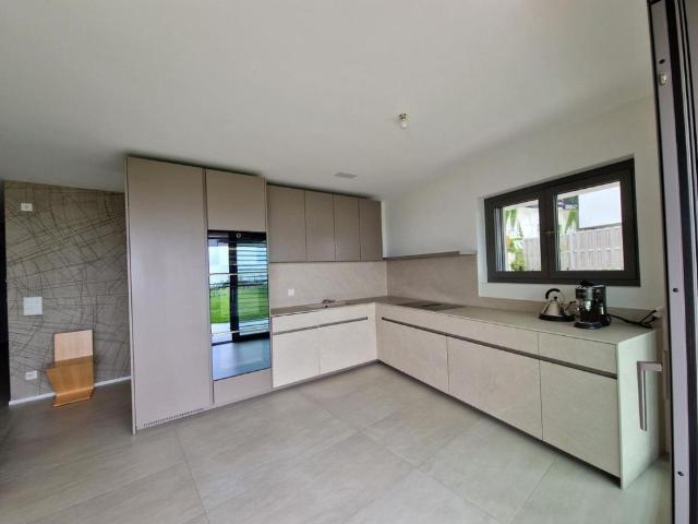3.5 Zimmer, 68 m², EG