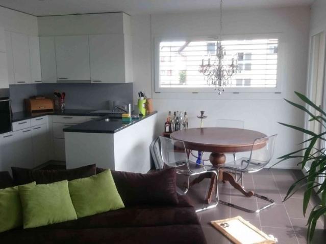 3.5 Zimmer, 69 m², 1. Stock
