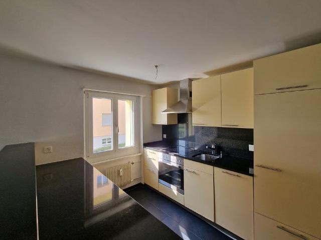 3.5 Zimmer, 63 m², 1. Stock