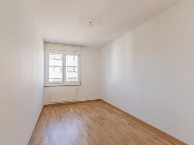 3.5 Zimmer, 74 m², 1. Stock