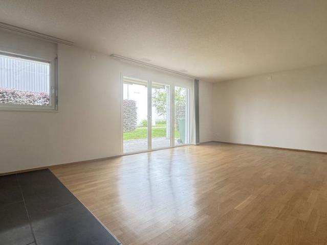 3.5 Zimmer, 74 m², EG