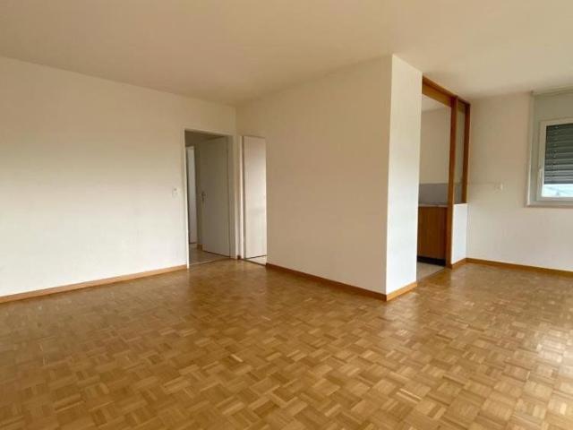 3.5 Zimmer, 75 m², 1. Stock