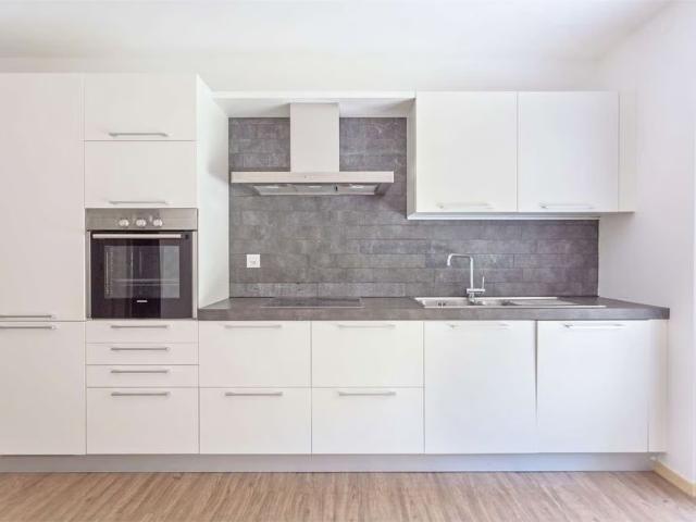 3.5 Zimmer, 75 m², 1. Stock