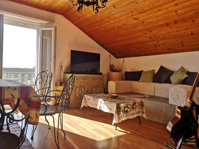 3.5 Zimmer, 75 m², 1. Stock